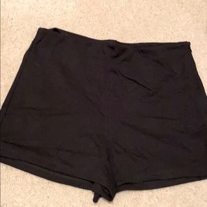 Express high waisted shorts size 4